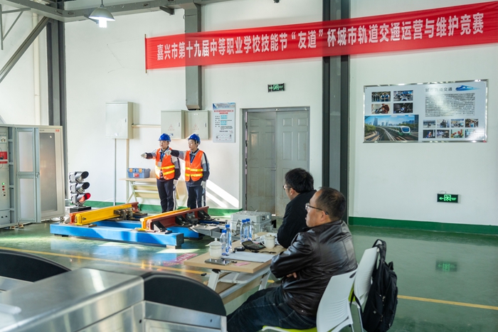 城市轨道交通运营与维护赛项2.JPG 城市轨道交通运营与维护赛项2.JPG
